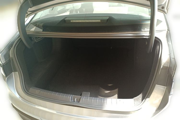 Used BYD Seal 05 DM-i 2025 DM-i Intelligent Drive 120KM Flagship Model Trunk