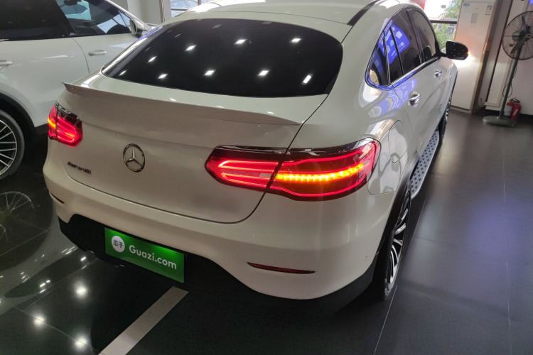 Used Mercedes-Benz GLC Coupe AMG 2017 AMG GLC 43 4MATIC Coupe SUV Right Rear Taillight