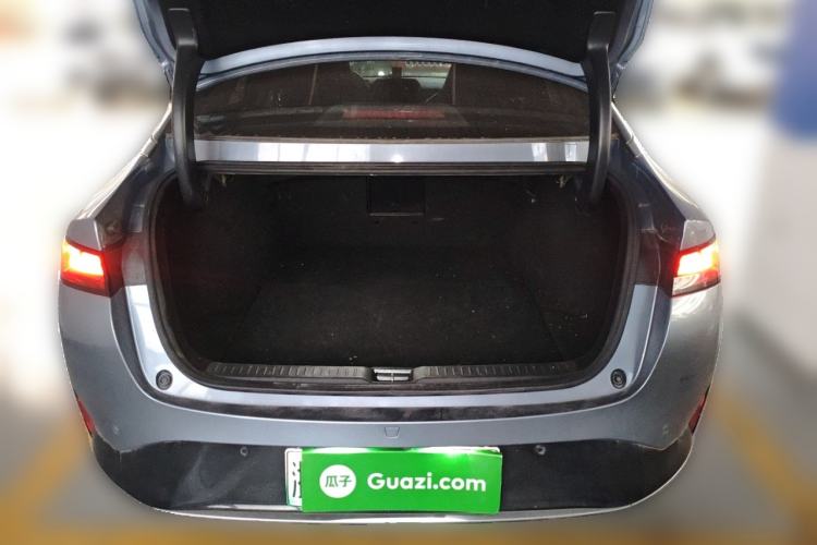 Used XPeng P5 2021 460G+ Trunk