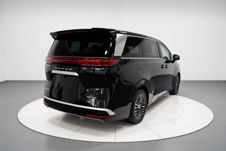 Used Denza D9 2025 DM-i Intelligent Drive 1020 Four-Wheel Drive Flagship Model