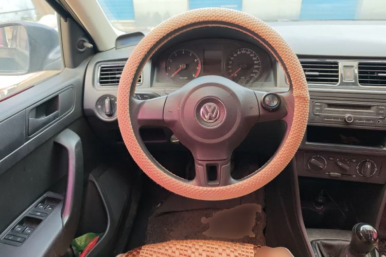 Used Volkswagen Santana 2013 1.6L Manual Fashion Edition
