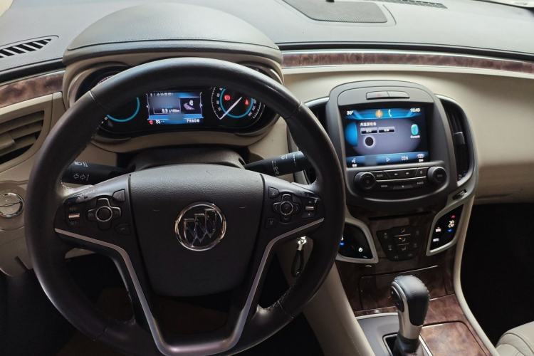 Used Buick LaCrosse 2013 2.4L SIDI Leading Comfort Version