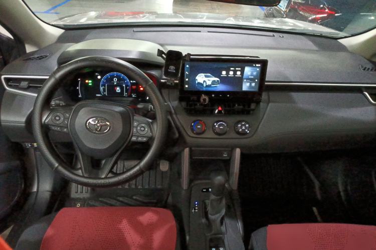 Used Toyota Corolla Cross 2024 2.0L Pioneer Edition
