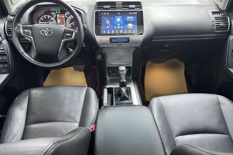 Used Toyota Prado 2018 3.5L Automatic TX-L with Rear-Mounted Spare Tire Interior 3