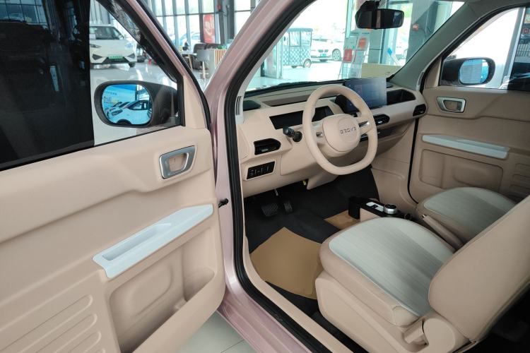 Used Geely Galaxy Panda 2024 Panda Mini 200km Endurance Bear