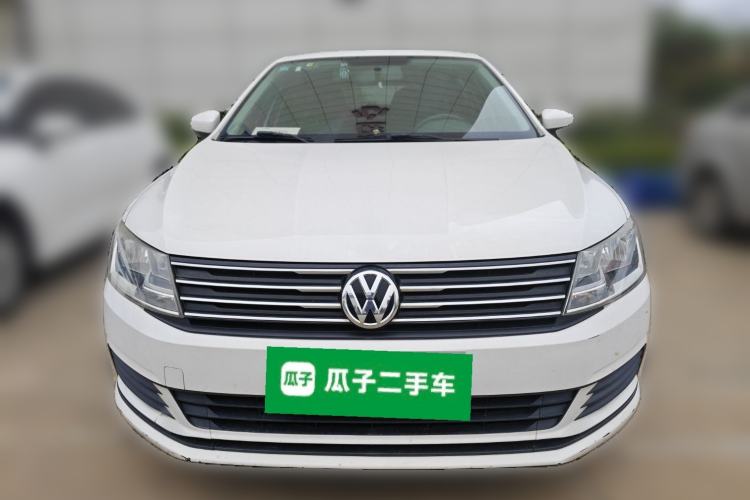 Used Volkswagen Gran Lavida 2015 1.6L Manual Fashion Edition
