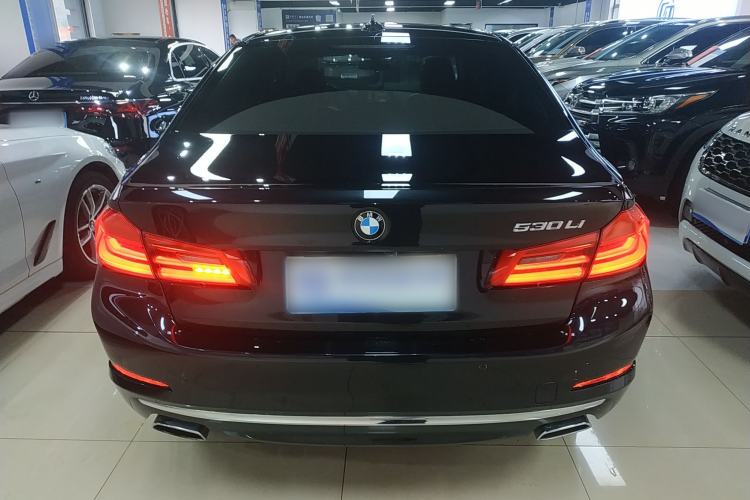 Used BMW 5 Series 2019 Facelifted 530Li Luxury Edition Premium Package
