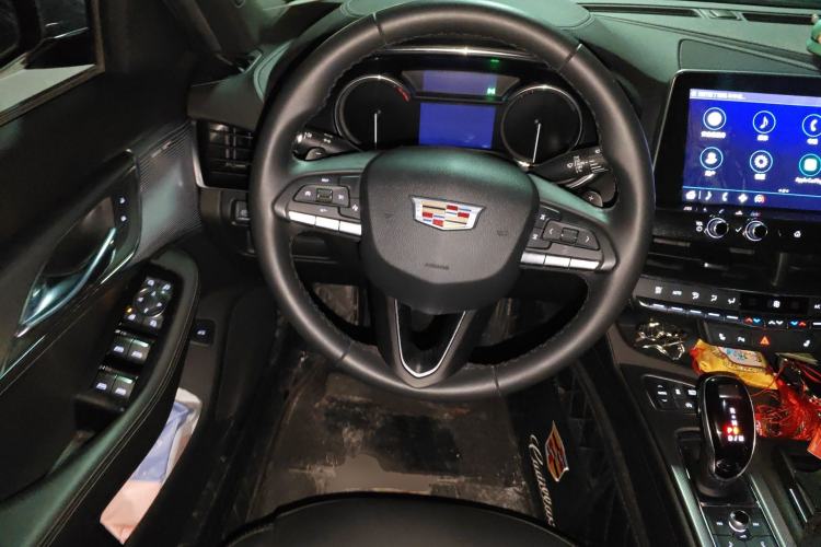 Used Cadillac CT5 2021 Revised 28T Luxury Version Steering Wheel