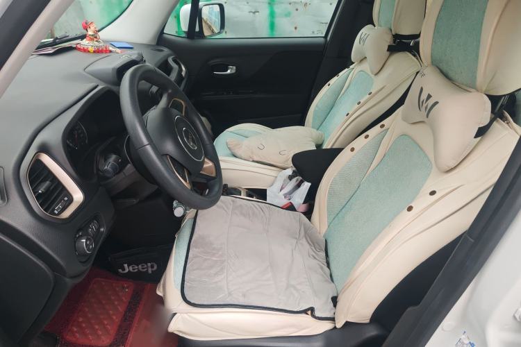 Used Jeep Renegade 2017 180T Automatic High-Energy Version
