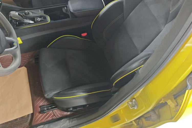 Used Lynk & Co 03 2020 03+ 2.0TD Automatic Wind-Chasing Edition Left Front Seat