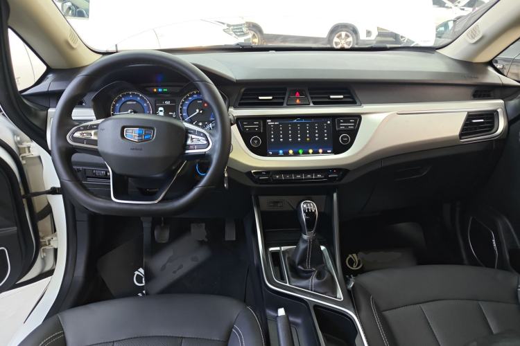 Used Geely Auto Vision X3 2019 Upgraded Model 1.5L Manual Elite Version