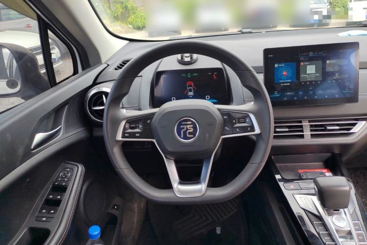 Used BYD Yuan New Energy 2019 EV360 Smart Connect Enjoyment Model