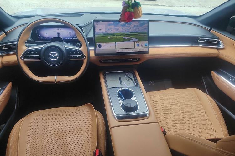 Used Mazda EZ-6 2024 Range-Extended 200 Luxury Edition
