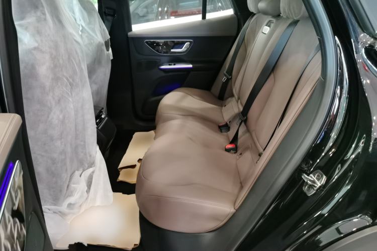 Used Mercedes-Benz EQE SUV 2024 500 4MATIC Pioneer Edition Left Rear Seat