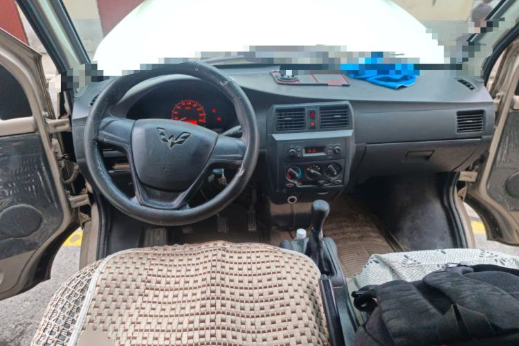 Used Wuling Rongguang 2015 1.2L S Base Model CNG