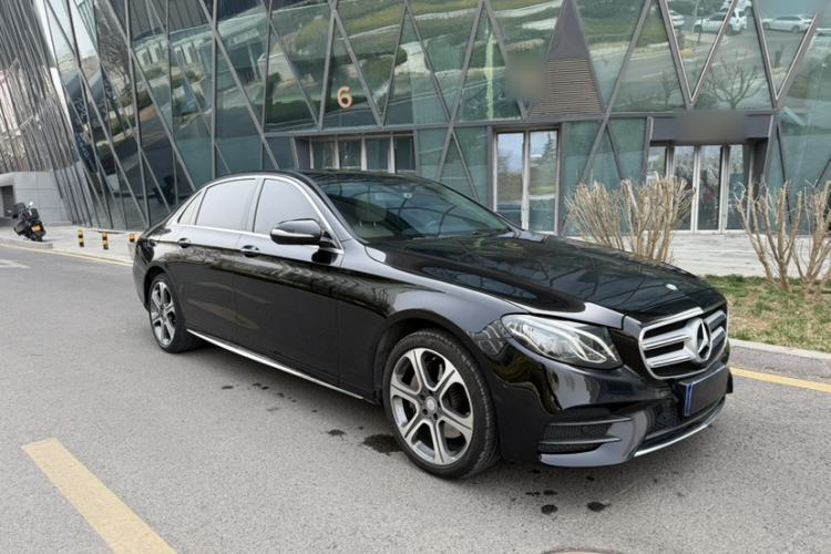 Used Mercedes-Benz E-Class 2016 E 300 L Sporty and Stylish Model