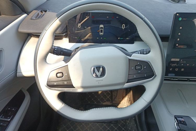 Used CHANGAN UNI-Z New Energy 2024 Blue Whale Smart Electric iDD 125km Beyond Edition Steering Wheel