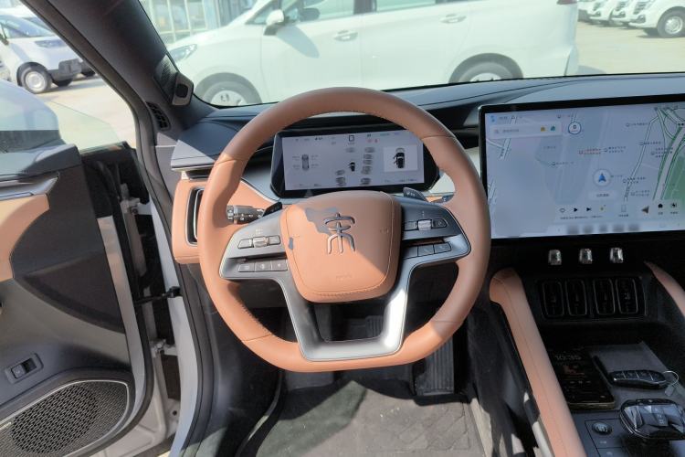 Used BYD Song L EV 2025 Intelligent Driving Version 662 km LiDAR Excellence Edition
