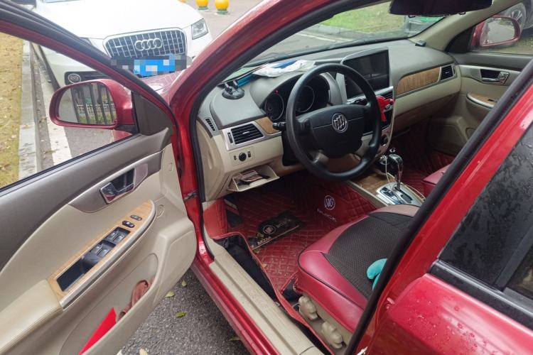 Used Buick Excelle 2015 1.5L Automatic Classic Model
