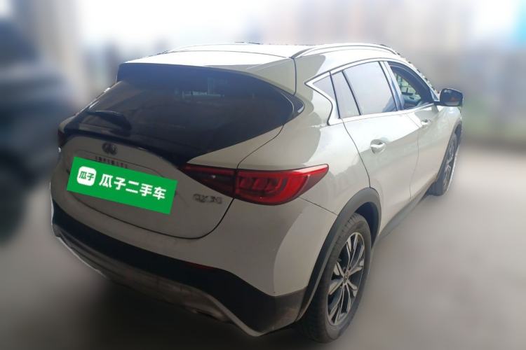 Used Infiniti QX30 2017 2.0T Four-Wheel Drive Sport Edition Rear Right 45 Deg