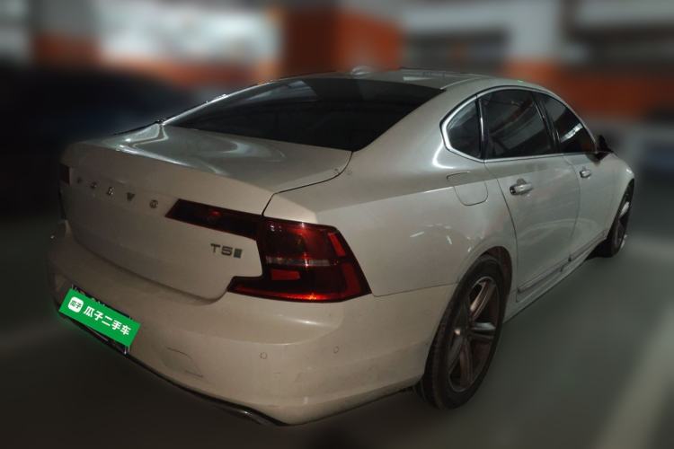 Used Volvo S90 2019 T5 Zhiyuan Edition
