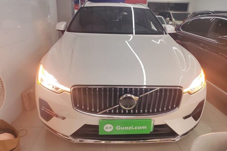 Used Volvo XC60 New Energy 2025 Plug-in Hybrid Long-Range All-Wheel Drive Smart Luxury Edition
