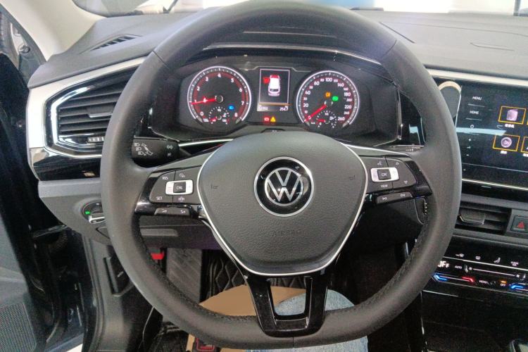 Used Volkswagen Tayron 2022 280TSI Two-Wheel Drive Luxury Smart Connectivity Version Steering Wheel
