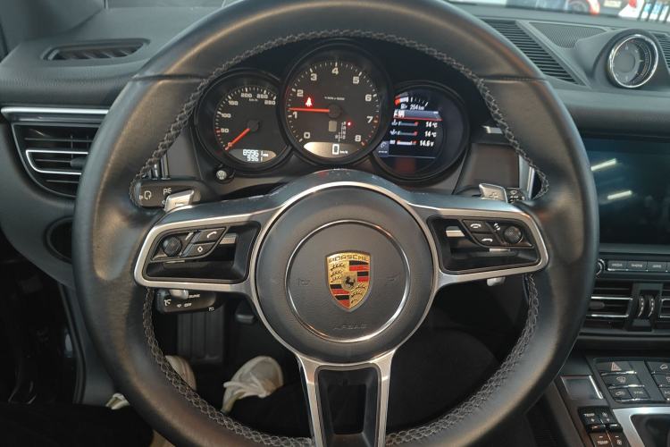 Used Porsche Macan 2021 Macan 2.0T
