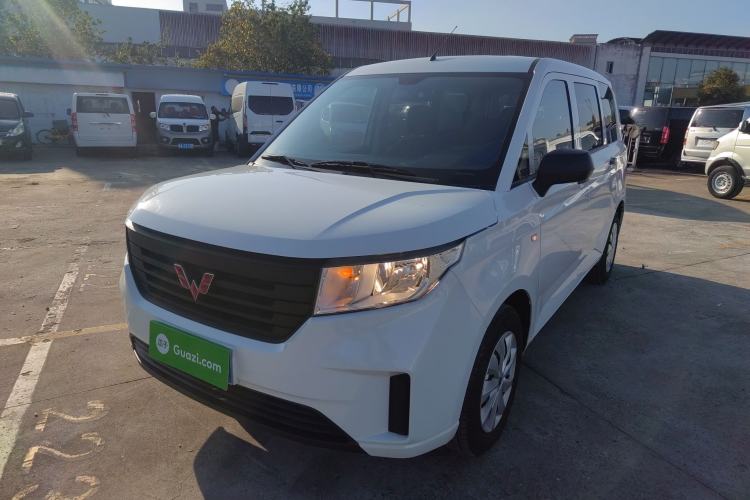 Used Wuling Hongguang PLUS 2020 1.5L Manual Comfort 7-Seater
