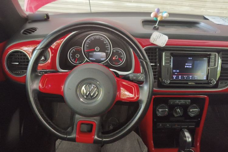 Used Volkswagen Beetle 2018 180TSI Shangle Model Steering Wheel