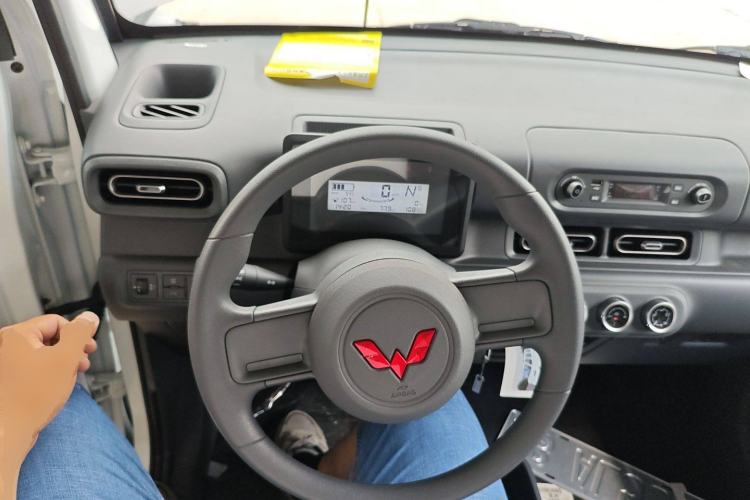 Used Wuling Zhiguang New Energy 2025 Comfort Model