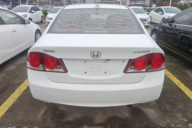 Used CIIMO CIIMO 2012 1.8L Automatic