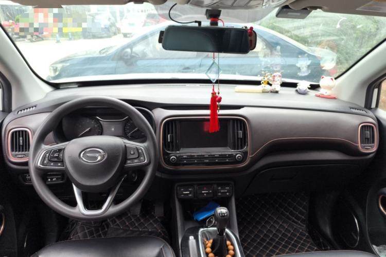 Used GAC Trumpchi GS3 2017 150N Manual Elite Edition Center Console