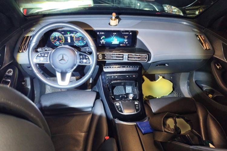 Used Mercedes-Benz EQC 2021 EQC 350 4MATIC Center Console