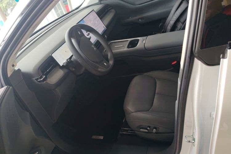 Used XPeng G6 2025 625 Long-Range Max Flagship Edition