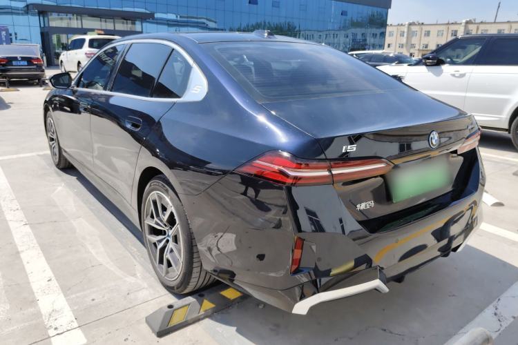 Used BMW i5 2025 eDrive 35L M Sport Package Rear Left 45 Deg