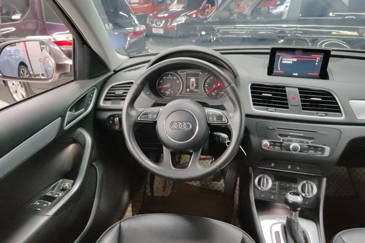 Used Audi Q3 2015 35 TFSI Comfort Model