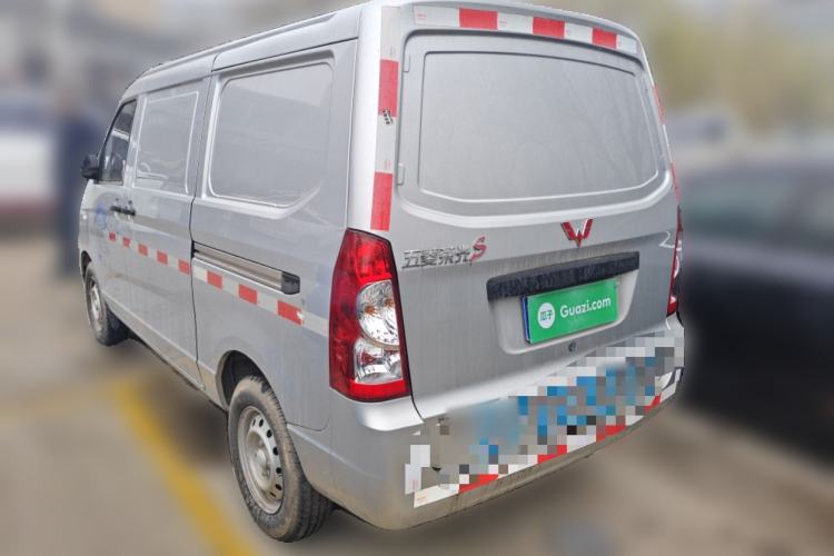Used Wuling Rongguang S 2021 1.2L Base Model Window-Sealed 2-Seat LSI Car
