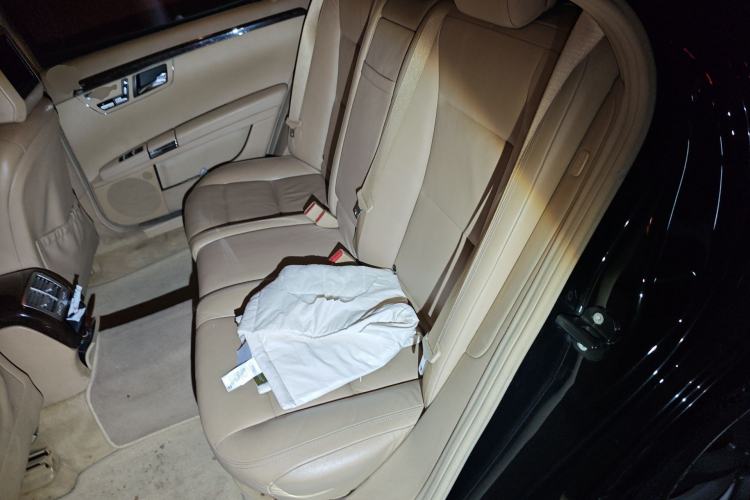 Used Mercedes-Benz S-Class 2012 S 300 L Business-Class Grand Edition Left Rear Seat