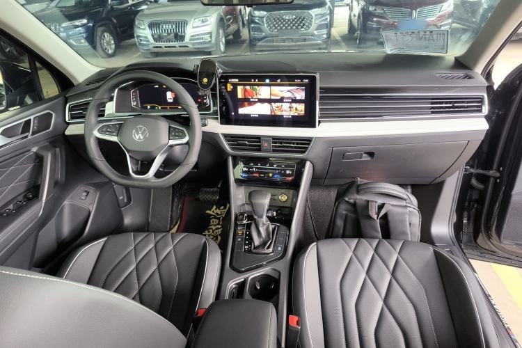 Used Volkswagen Tiguan L 2024 300TSI Automatic Two-Wheel Drive Smart Edition
