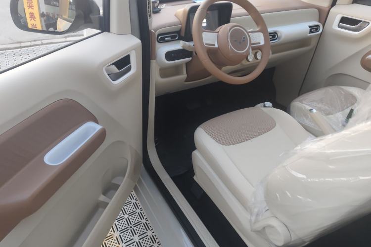 Used Wuling Hongguang MINIEV 2024 3rd Generation 215km Youth Edition