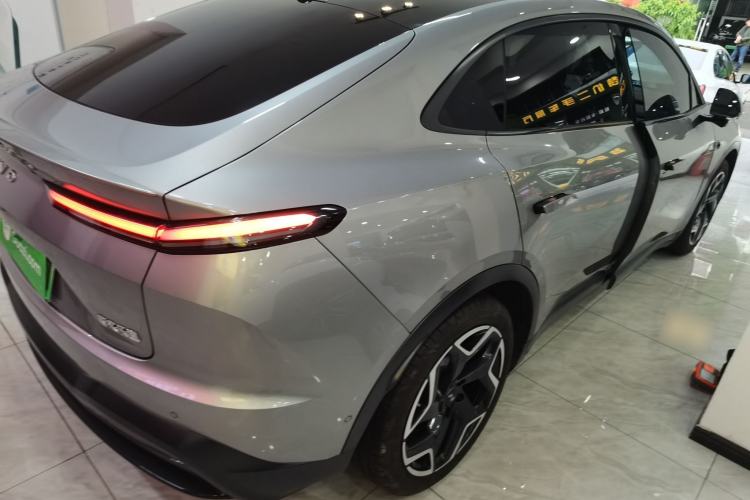 Used ONVO L60 2024 60 kWh Rear-Drive Version Rear Right 45 Deg