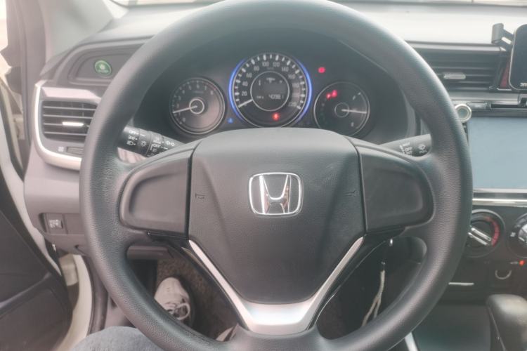 Used Honda Crider 2015 1.8L automatic comfort version