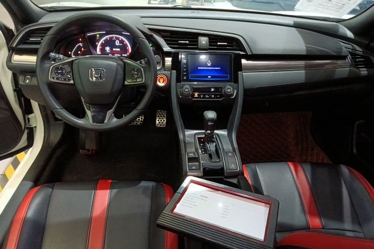 Used Honda Civic 2021 HATCHBACK 220TURBO CVT Trendy Cool Edition
