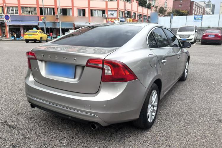 Used Volvo S60 2014 S60L 2.0T Intelligent Upgrade Edition