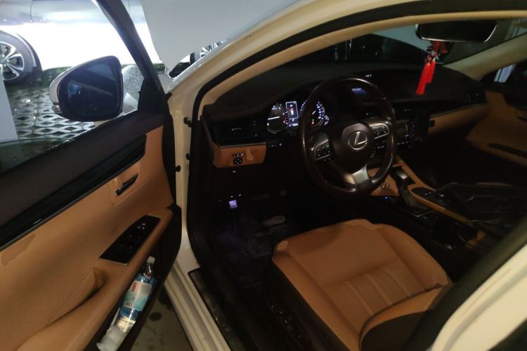 Used Lexus ES 2015 200 Elite Edition