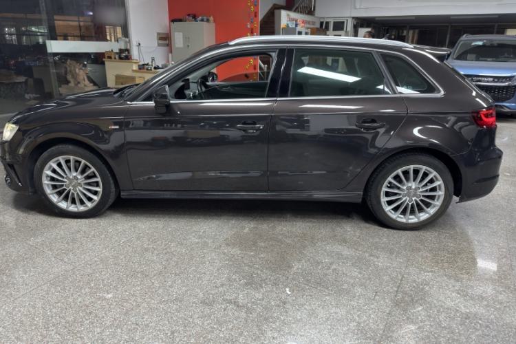 Used Audi A3 2014 Sportback 40 TFSI S line Luxury Model
