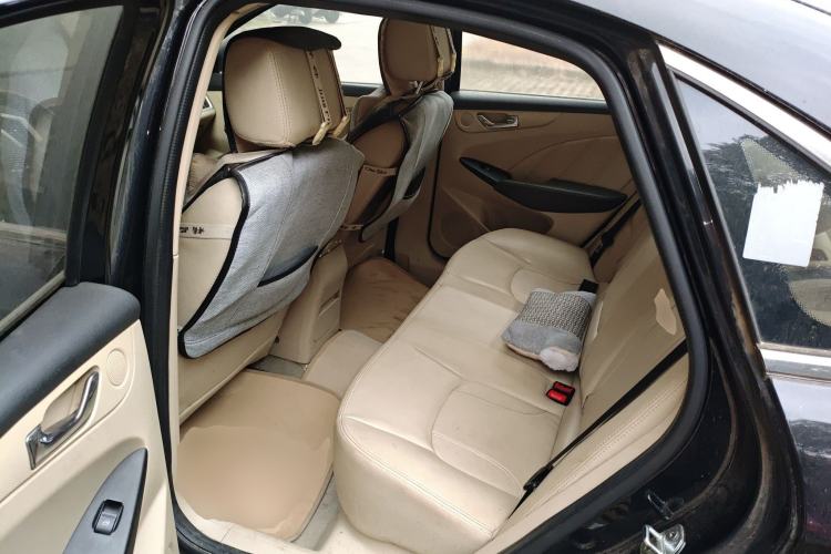 Used Chery Arrizo 7 2015 1.6L Manual ZhiShang Edition