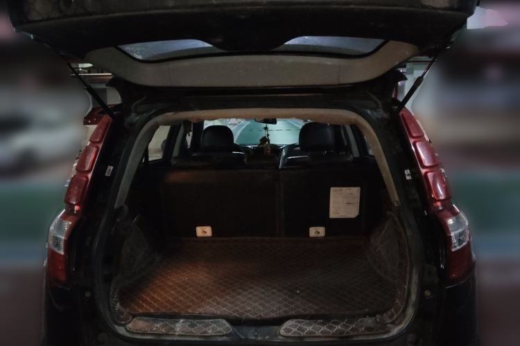 Used Geely Auto GX7 2015 Classic Edition 1.8L Manual Elite Model China IV
