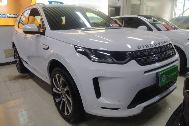 Used Land Rover Discovery Sport 2020 249 PS R-Dynamic Performance Edition Front Right 45 Deg
